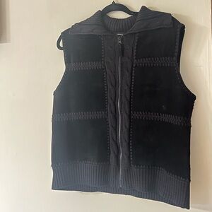VTG Y2K Designers Originals Black Patchwork Crochet Leather Zip-Up Collared Vest